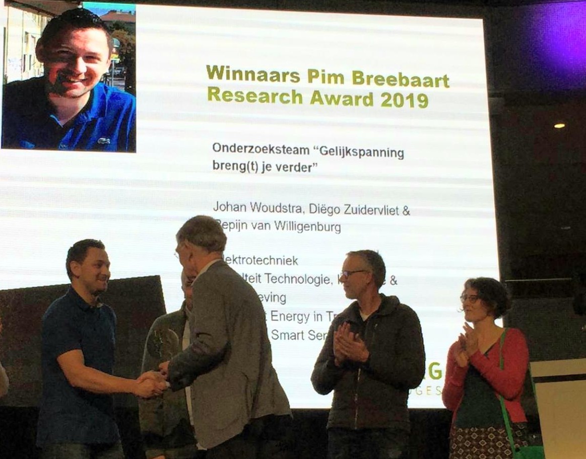 Research award moment